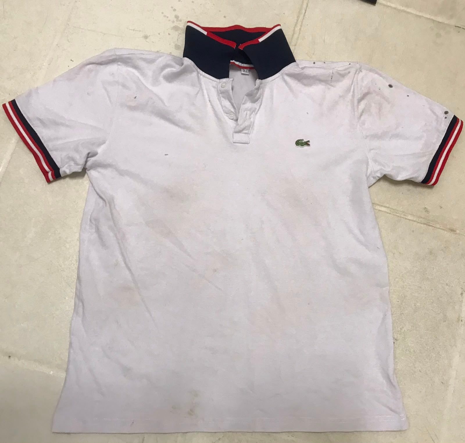 Fotografia de camisa Lacost