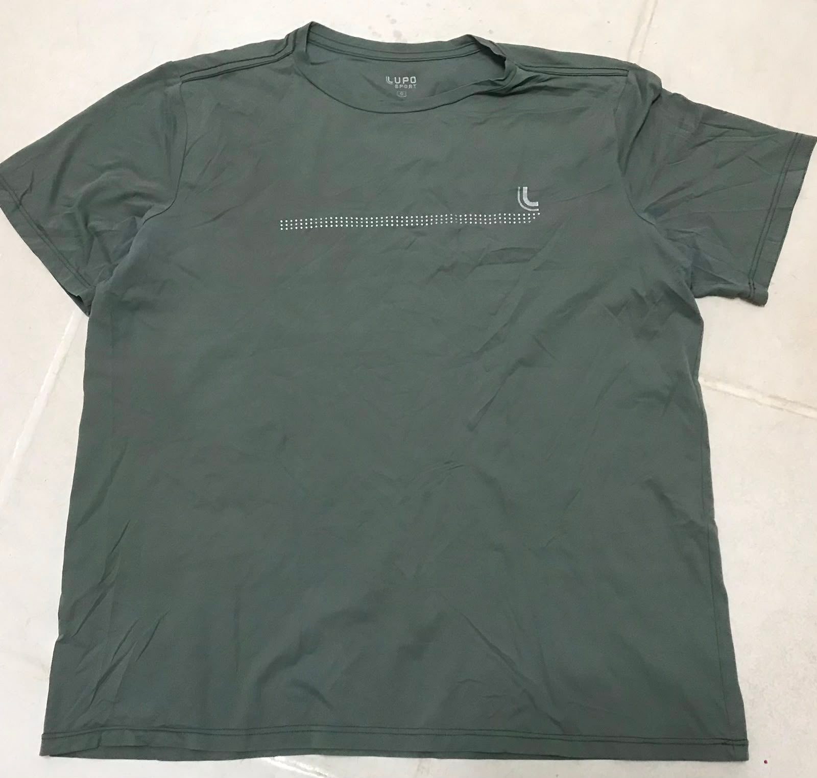 Fotografia de camiseta Lupo